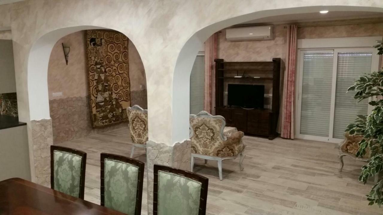 Villa Irena دينايا المظهر الخارجي الصورة
